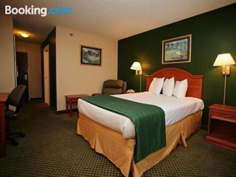 Americas Best Value Inn Louisville Exterior photo