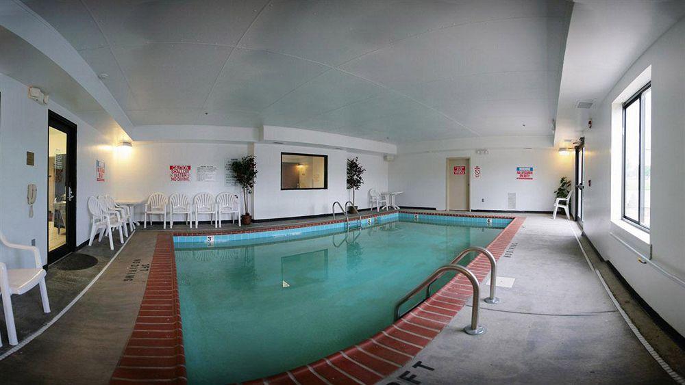 Americas Best Value Inn Louisville Exterior photo