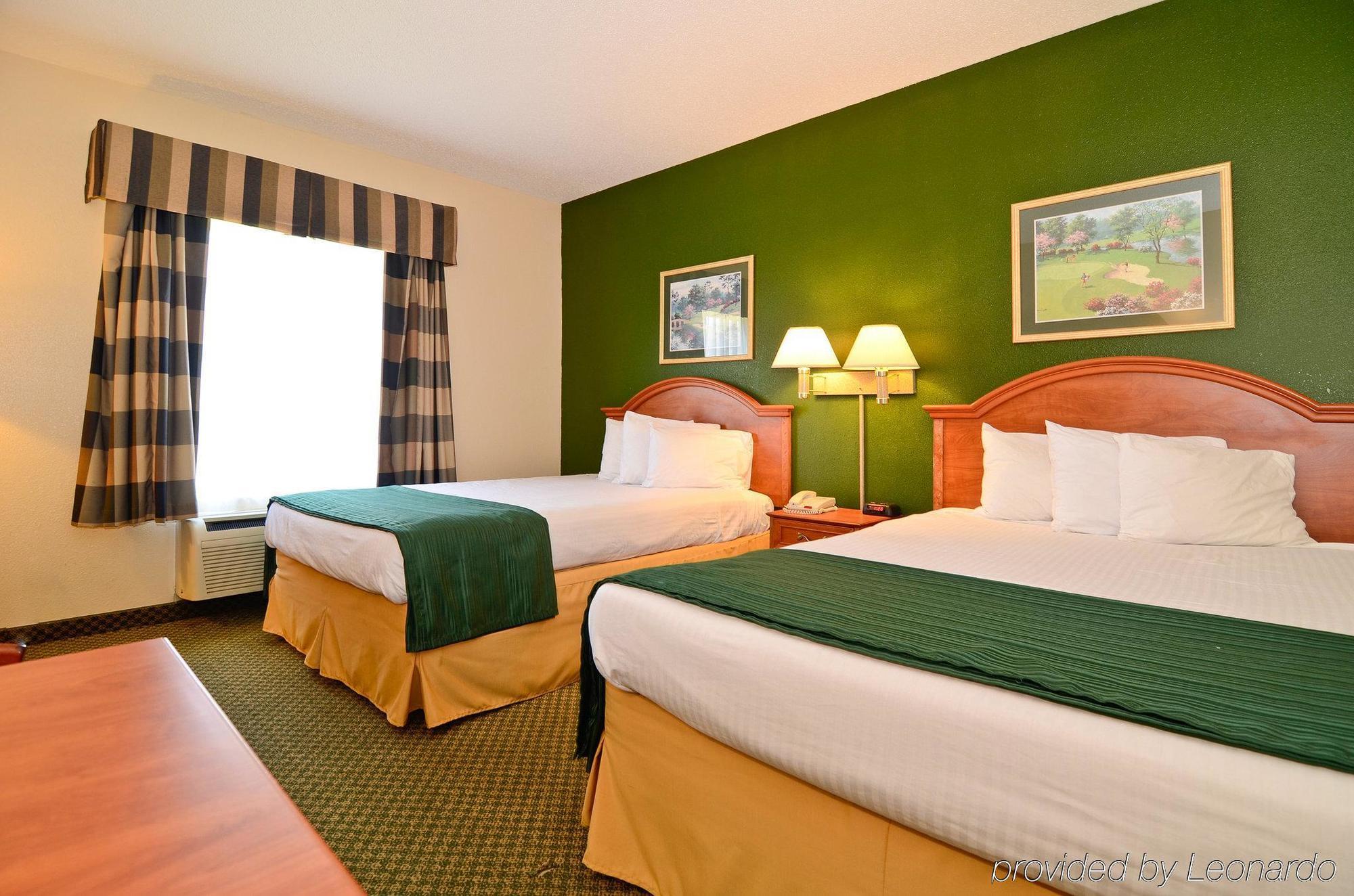 Americas Best Value Inn Louisville Exterior photo